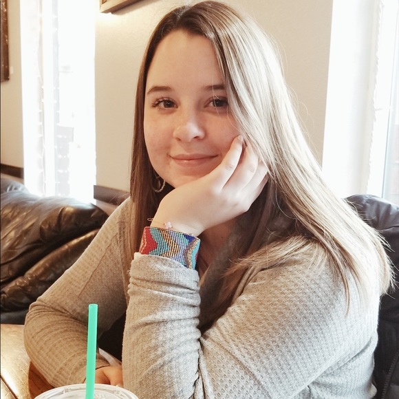 Meet your Posher, Alex - Picture 4 of 7